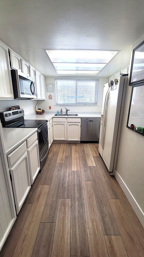 Building Photo - COMING SOON!!!! Gorgeous 3 Bed Home in Donner Springs!!!!