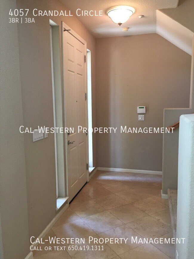 Building Photo - 4057 Crandall Cir