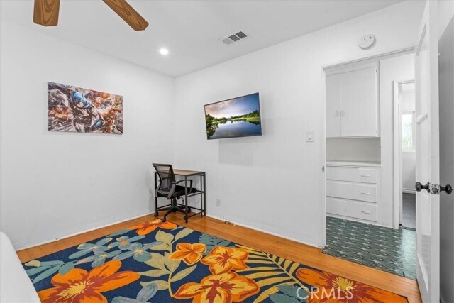 Building Photo - 3633 Lime Ave