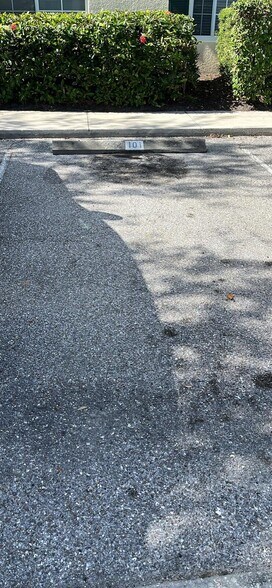 Building Photo - 268 Cape Harbour Loop