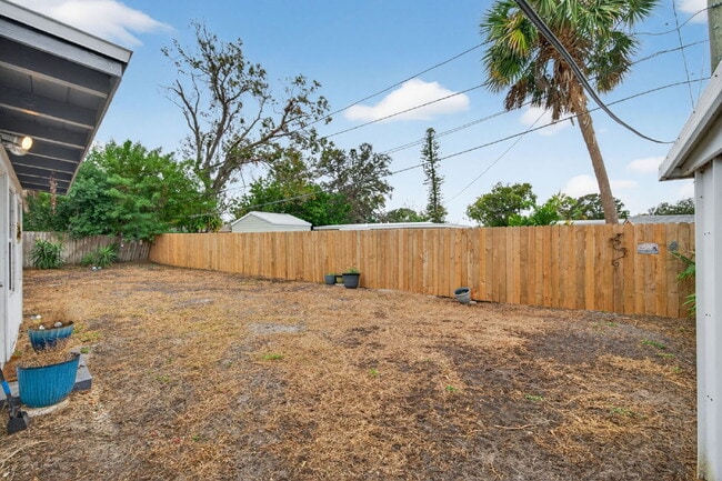Building Photo - Island Living Made Easy — Remodeled 2BR Home, Fully Fenced Yard Near Downtown St. Pete