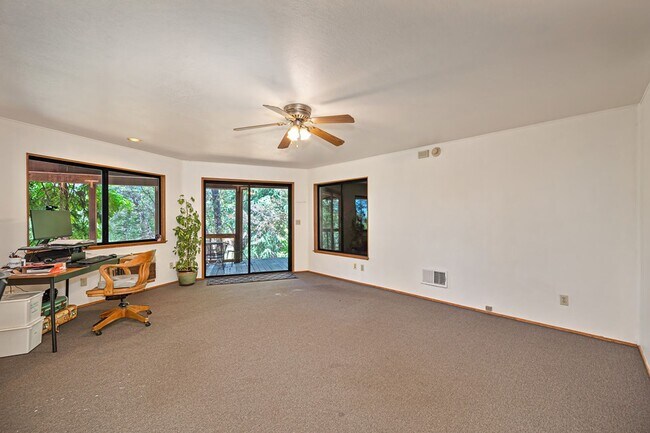 Building Photo - 16832 Alice Way
