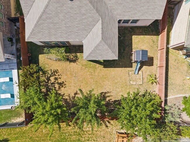Building Photo - 12142 Buckaroo Ranch