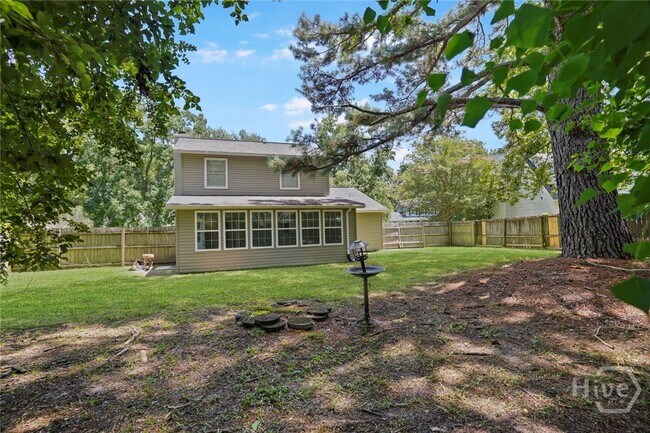 Building Photo - 126 Falcon Dr