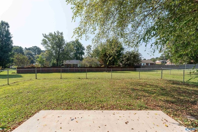 Building Photo - 896 Toney Rd
