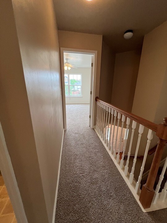 Building Photo - 570 Batty Way