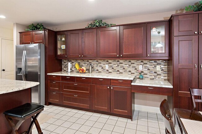Building Photo - 2805 Cortez Dr