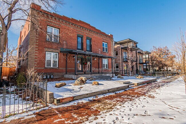 Building Photo - 227 S Logan St