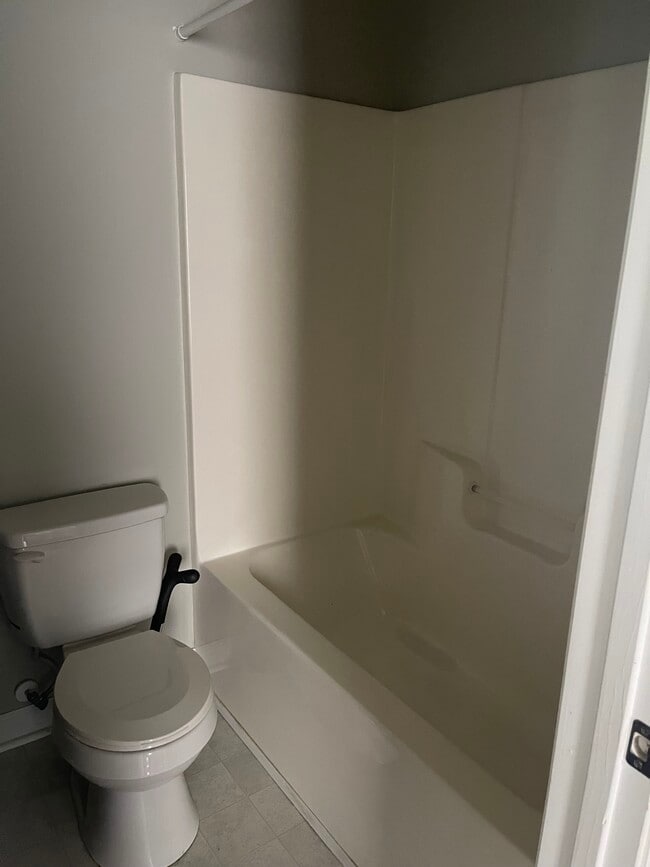 Building Photo - 709 Integrity Oaks Dr