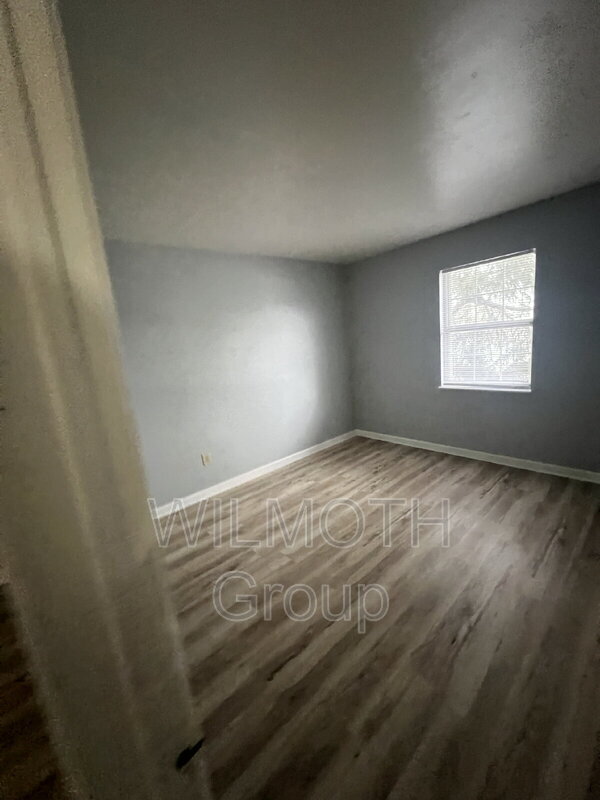 Building Photo - 1320 Millerwood Dr