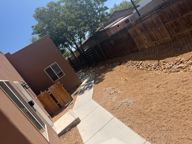 Building Photo - Harvard