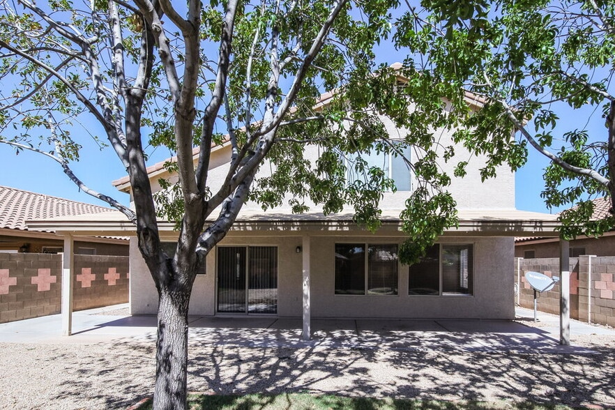 Building Photo - 14711 W Ely Dr