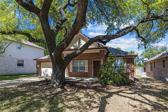 Building Photo - 3816 Harvey Penick Dr