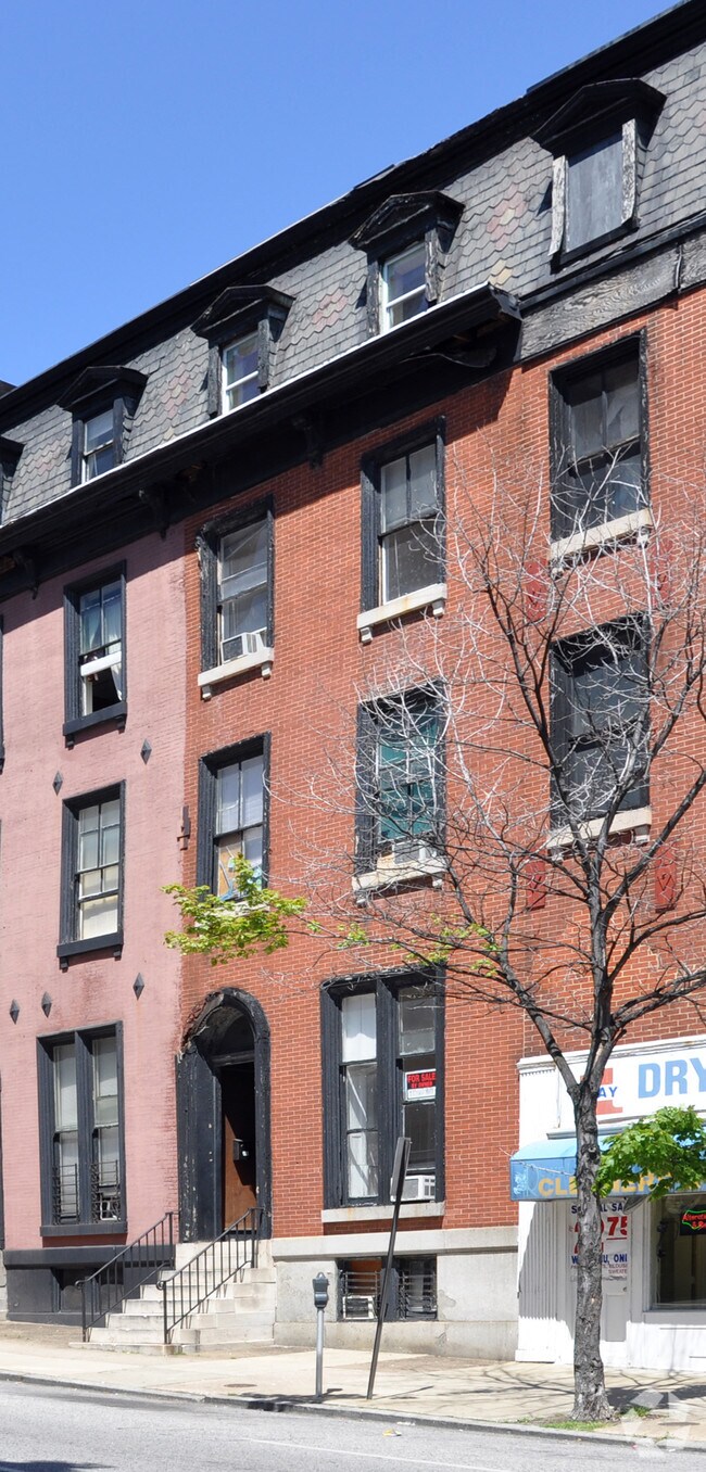 Building Photo - 1013 St Paul St