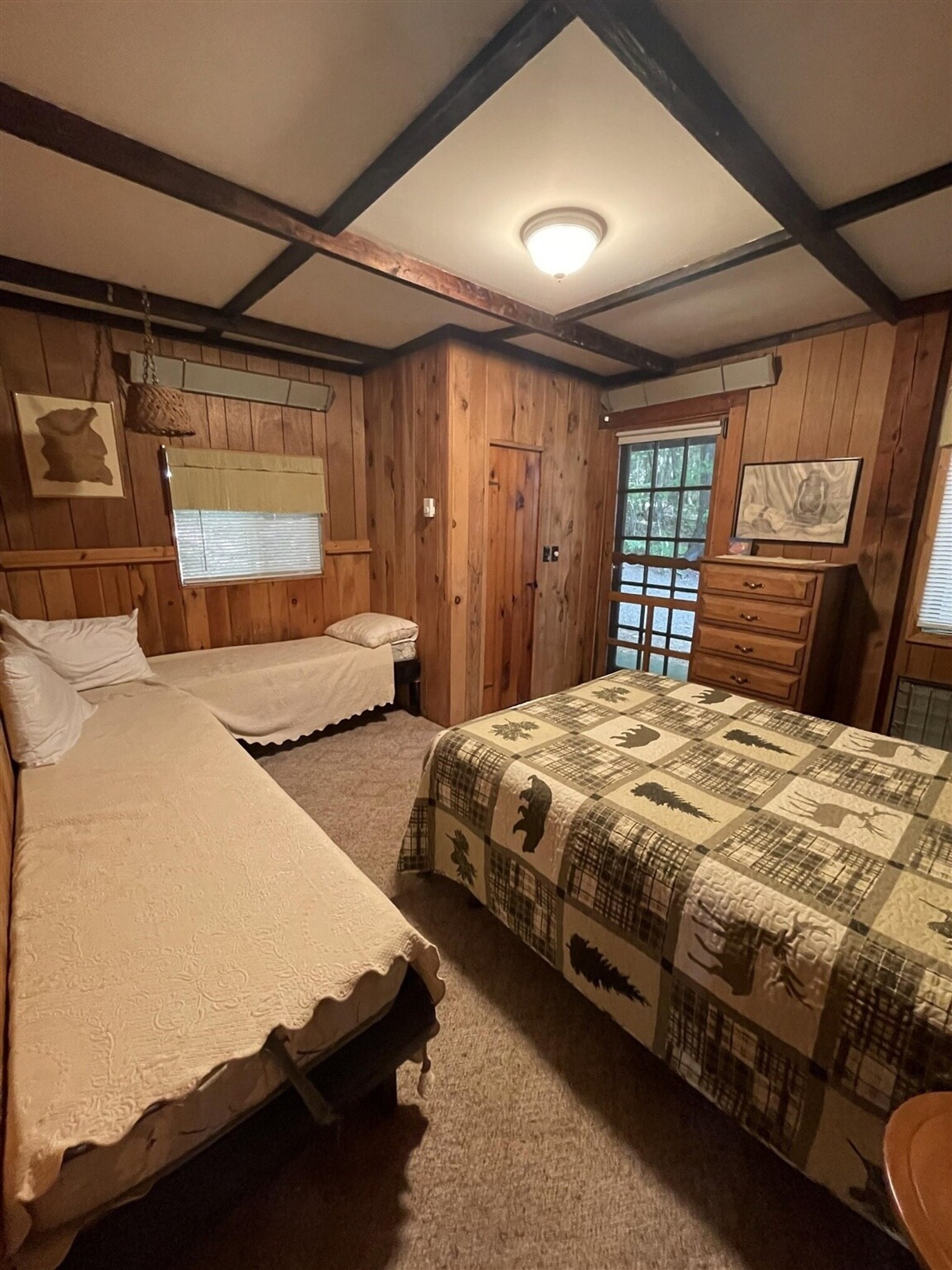 Building Photo - 101 Holly Loop