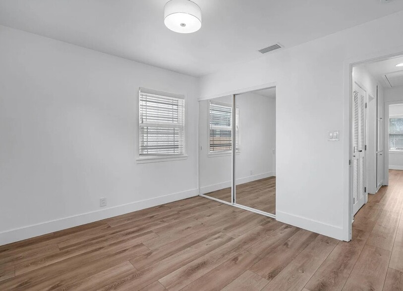 Building Photo - 15017 Bodger Ave