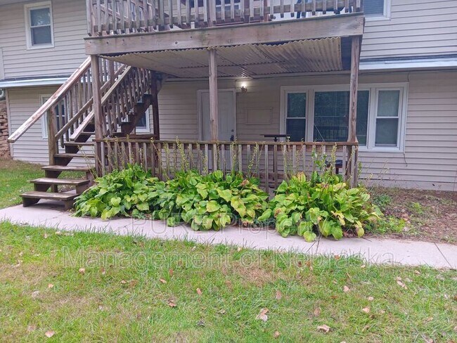 Primary Photo - 2297 Liberty Ave
