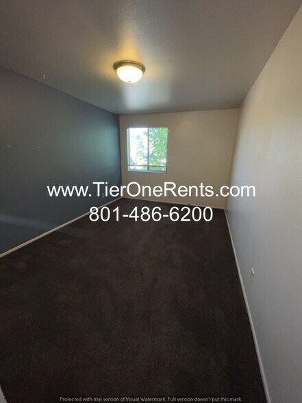 Building Photo - NO DEPOSIT option available for qualified renters!