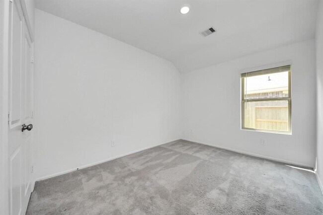 Building Photo - 1351 Antigua Dr