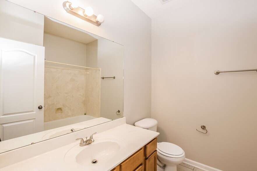 Building Photo - 9555 Morning Shadow Dr