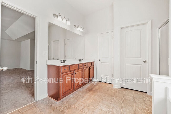 Building Photo - 1840 Beyers Landing Dr