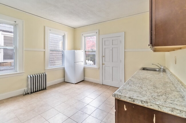 Building Photo - 24 Wheeler St