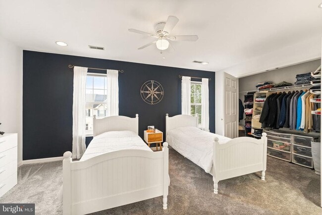 Building Photo - 21071 Mossy Glen Terrace