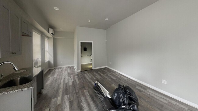 Building Photo - 1632 N 29th St