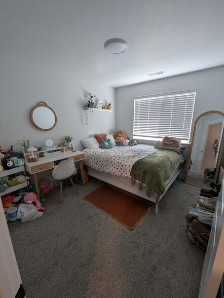 Building Photo - 3797 Big Horn Dr