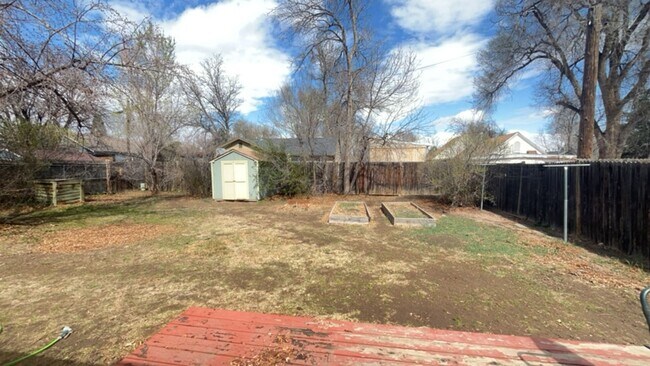 Building Photo - 2 Bedroom Bungalow in Fort Collins!