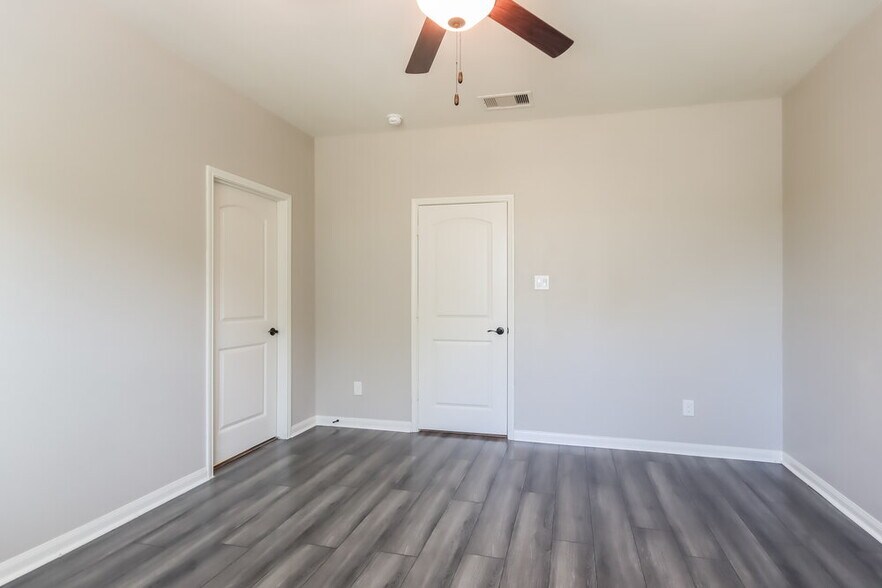 Building Photo - 7618 Dragon Pearls Ln