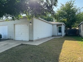 Building Photo - Newly Renovated Duplex in NE San Antonio!
