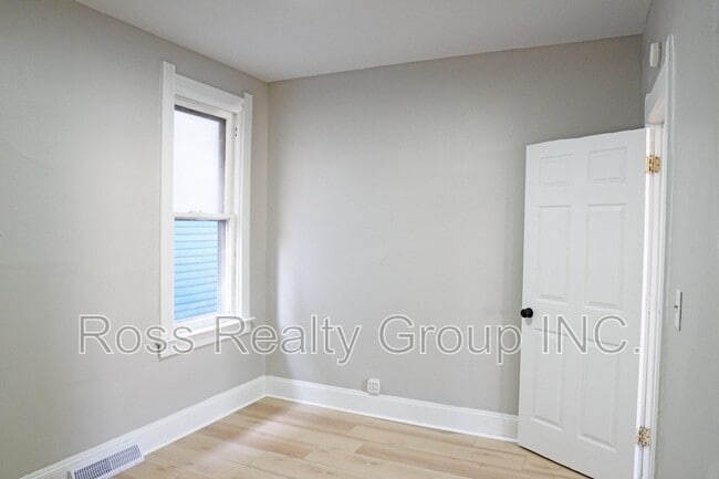 Building Photo - 1148 Earl St