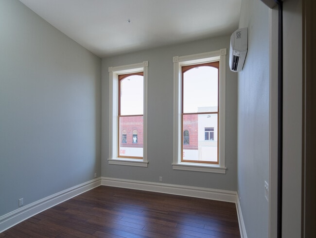 Building Photo - *The Kleinberg Building*