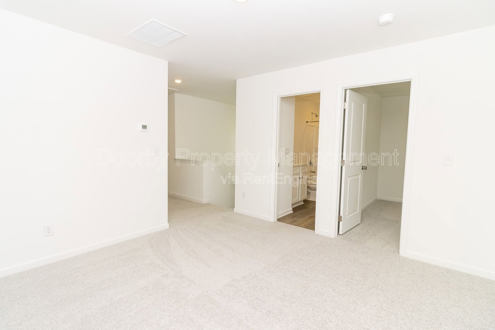 Building Photo - 105 Saddlebred Wy