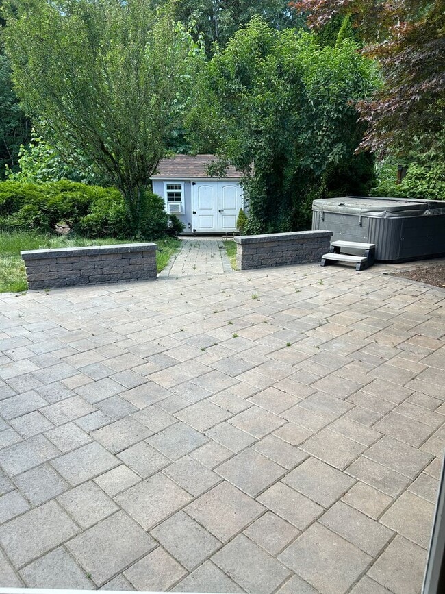 Building Photo - 3bd/2.5ba Redmond Home