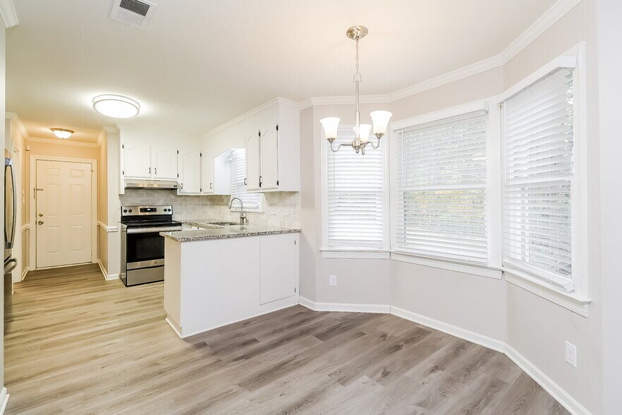 Building Photo - 2410 Wildburne Ct