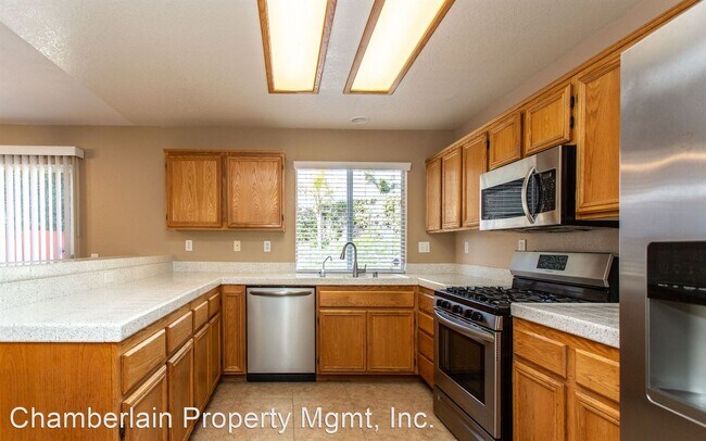 Building Photo - 4 br, 2.5 bath House - 3384 Morning View