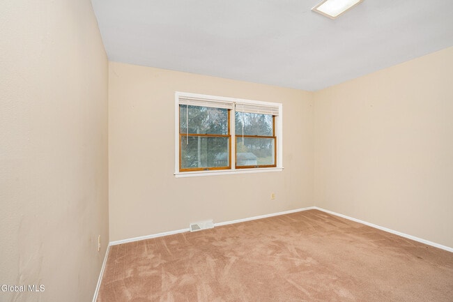 Building Photo - 3 Springwood Manor Dr