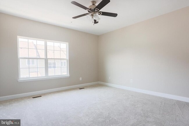 Building Photo - 13538 Waterford Hills Blvd