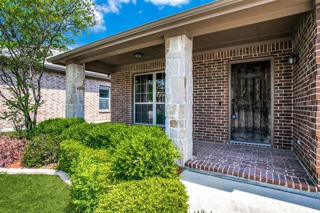 Building Photo - 13156 Palancar Dr