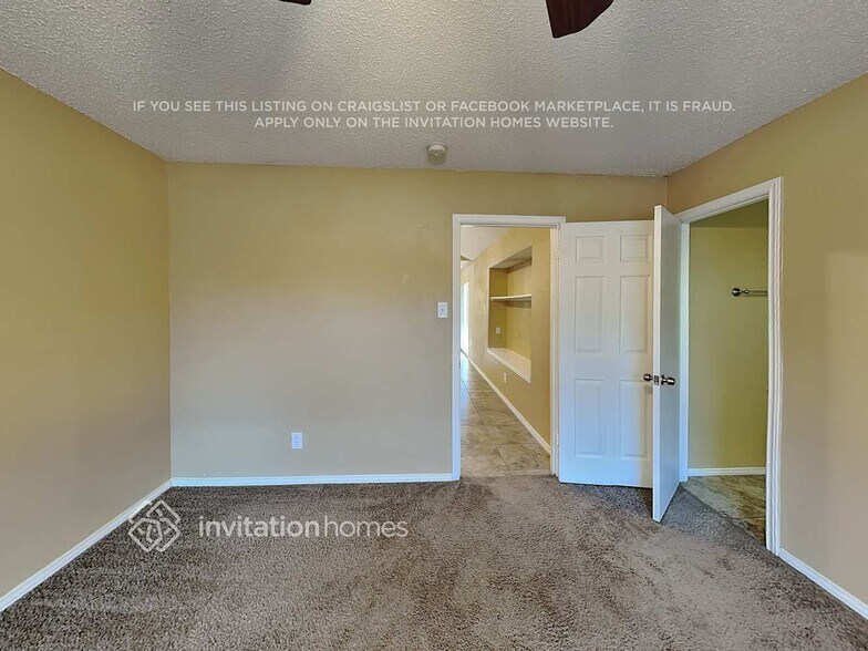 Building Photo - 4640 Wineberry Dr