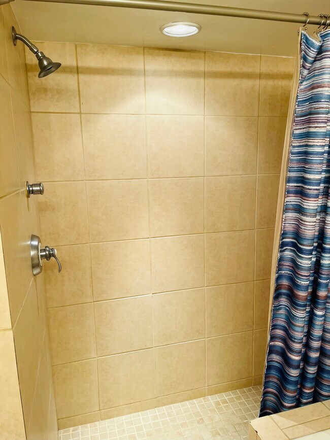 Building Photo - 37 Hiawassee St