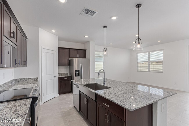 Building Photo - 7428 E Cozy Cottage Ln