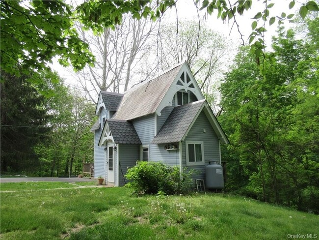 Primary Photo - 1485 NY-17A