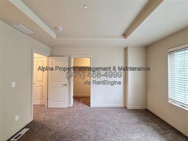 Building Photo - 29024 SW Costa Cir E