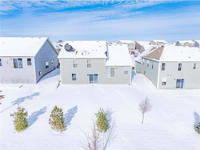 Building Photo - 143X Nutmeg Cir