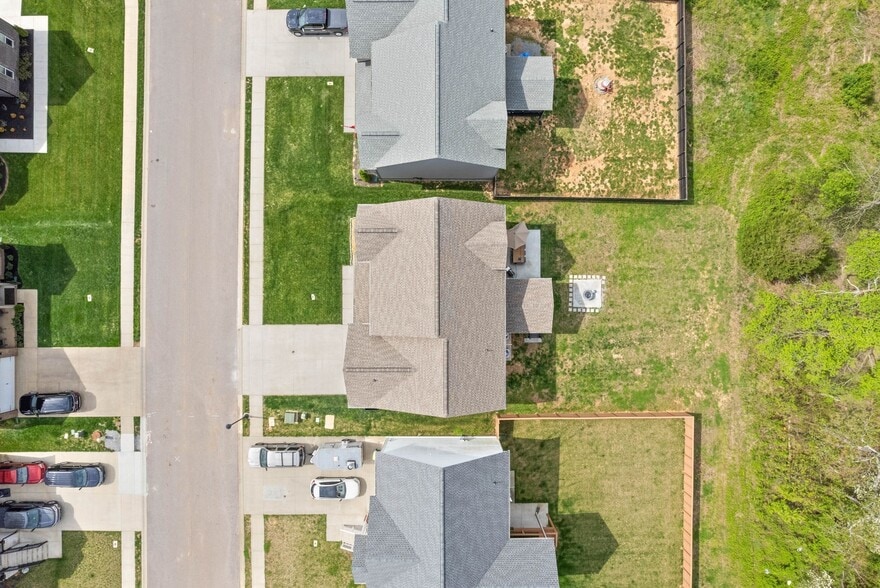 Building Photo - 741 Buffalo Ford Dr