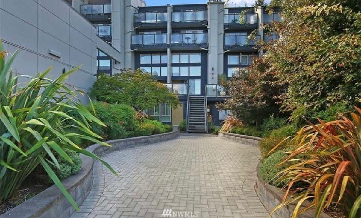 Building Photo - 7307 Sand Point Way NE