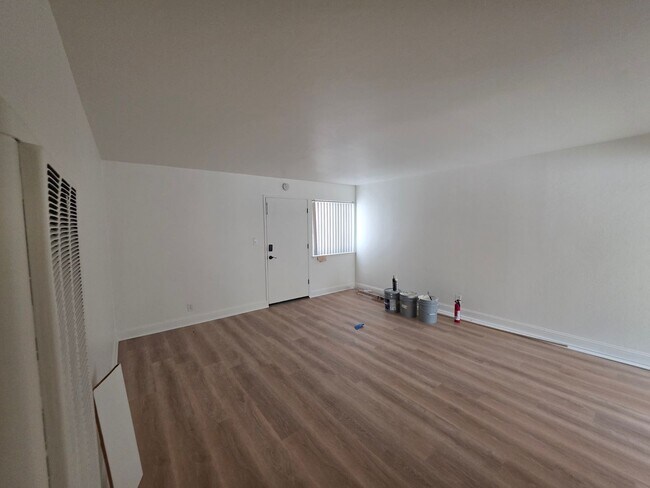 Building Photo - Discover 3528-3538 Agate in Santa Clara Open House Sunday August 2nd from 12noon-3pm
